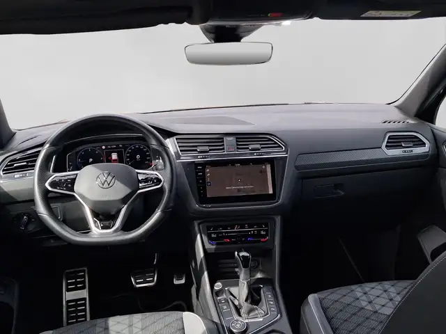 Volkswagen Tiguan Allspace view 5