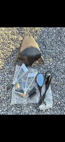 Aprilia Tuono - foto 6