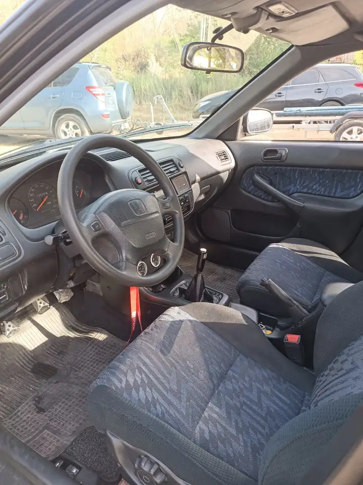 Honda Civic 1.6 VTi, foto 11