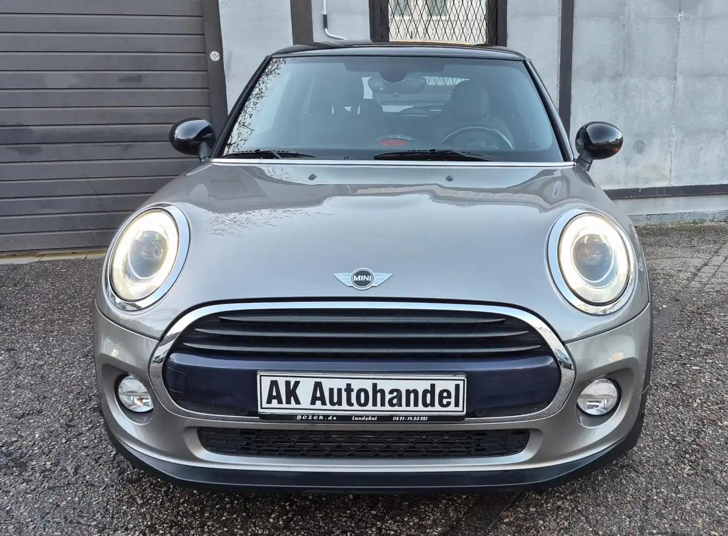 MINI Cooper Mini 3-trg. Cooper Aut Navi PDC Silber - 2