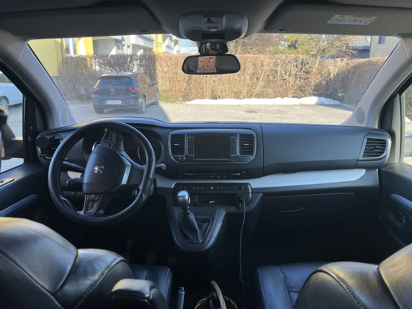 Peugeot Traveller Business VIP L2 BlueHDI 150 S&S Grau - 2