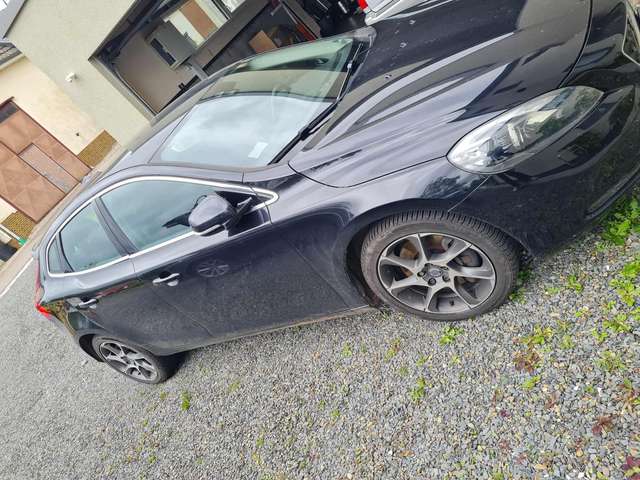 Imagine Volvo V40 V40 D4Momentum