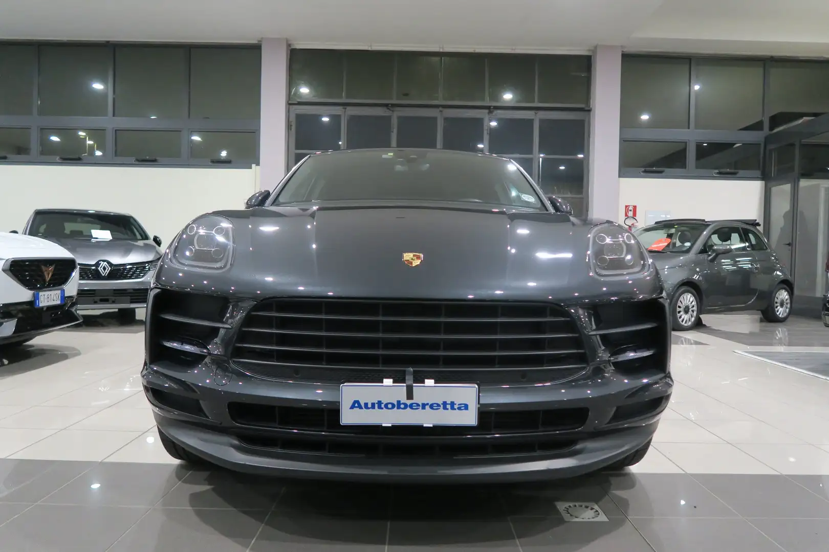 Porsche Macan Macan I 2019 2.0 245cv pdk Grijs - 2