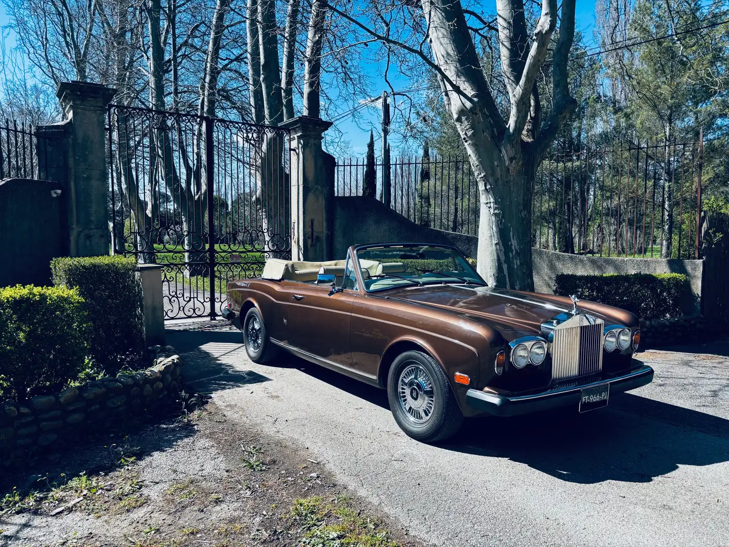 Rolls-Royce Corniche Mulliner Park Ward Braun - 1