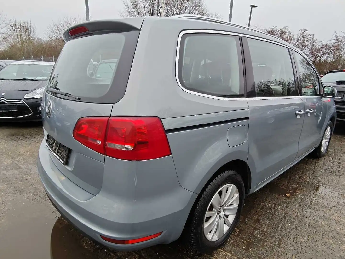 Volkswagen Sharan Diesel 2.0 TDI 4Motion Comfortline Blau - 2