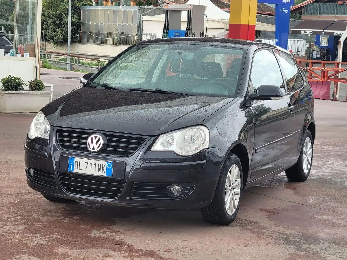 Volkswagen Polo 1.4/80CV 16V 3p. Comfort. BiFuel G Nero - 1