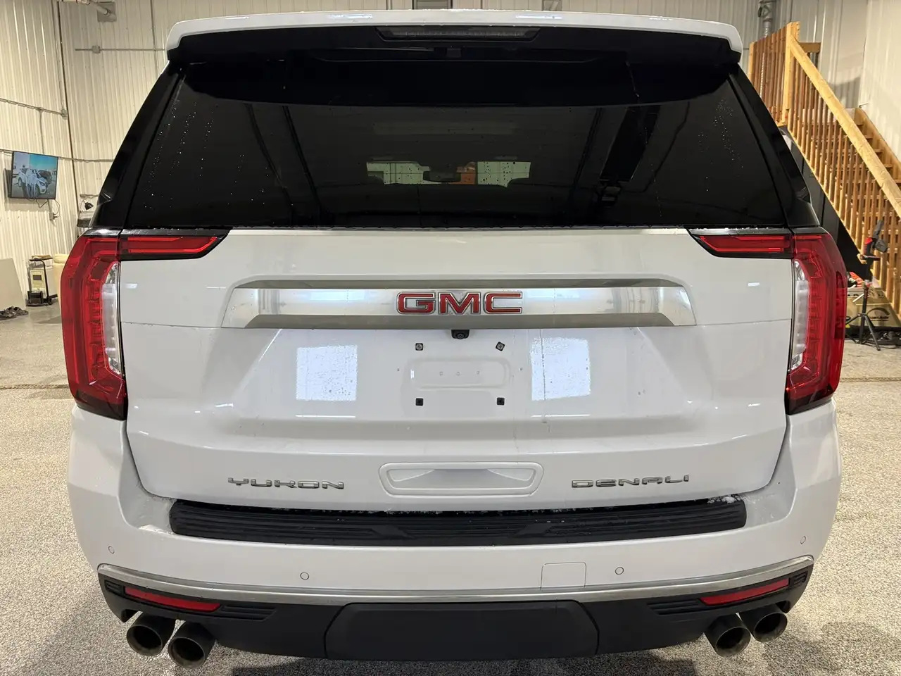 GMC Yukon снимка GMC Yukon