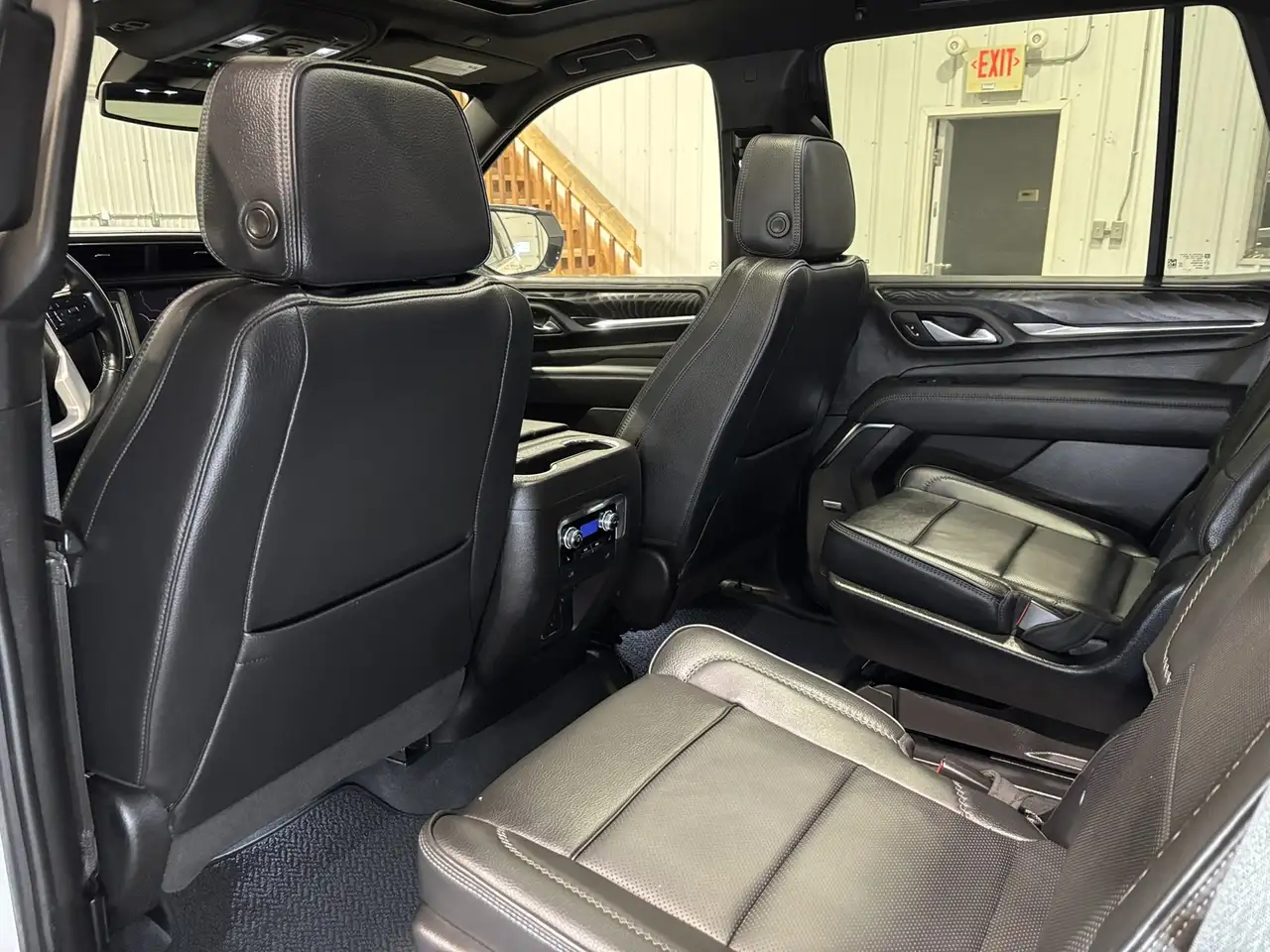 GMC Yukon снимка GMC Yukon