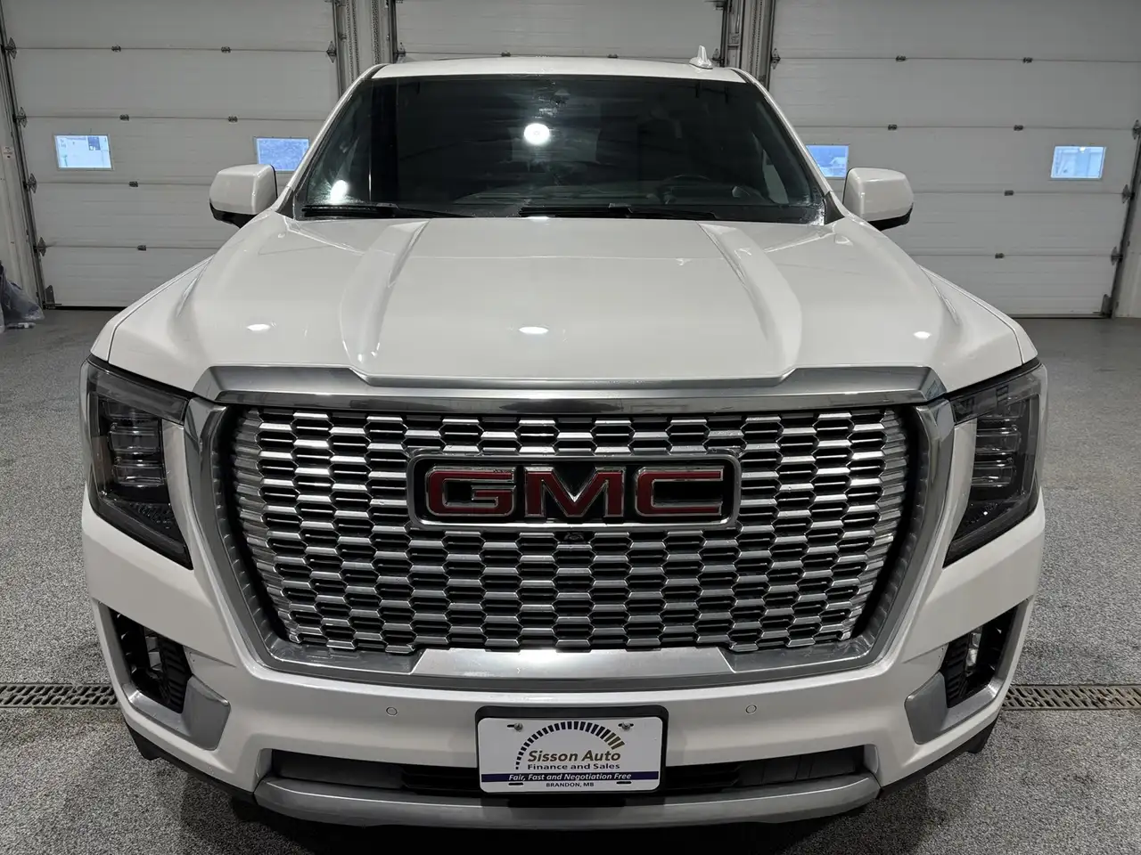 GMC Yukon снимка GMC Yukon