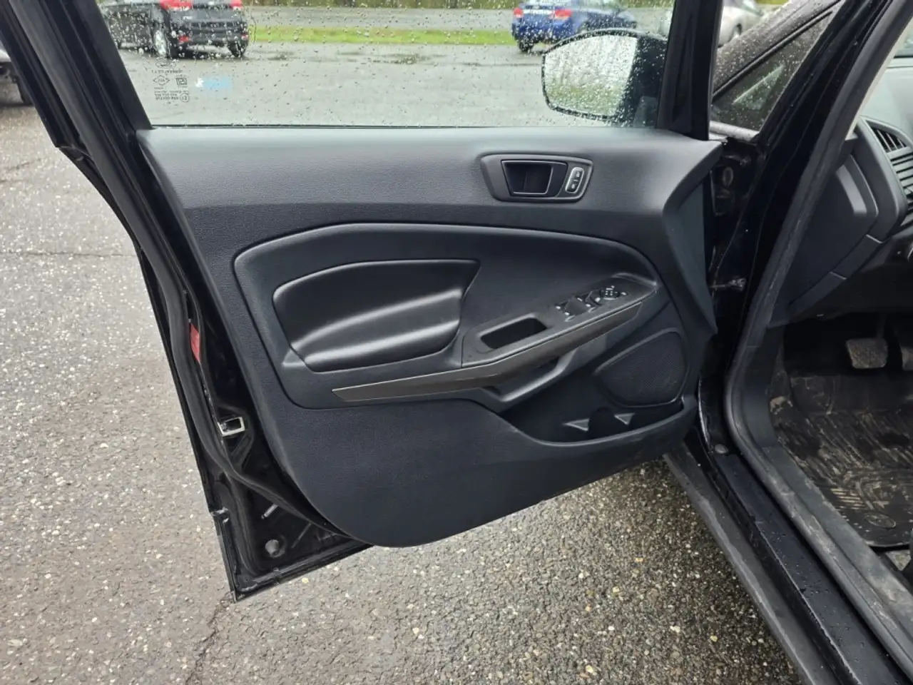 Ford EcoSport снимка Ford EcoSport