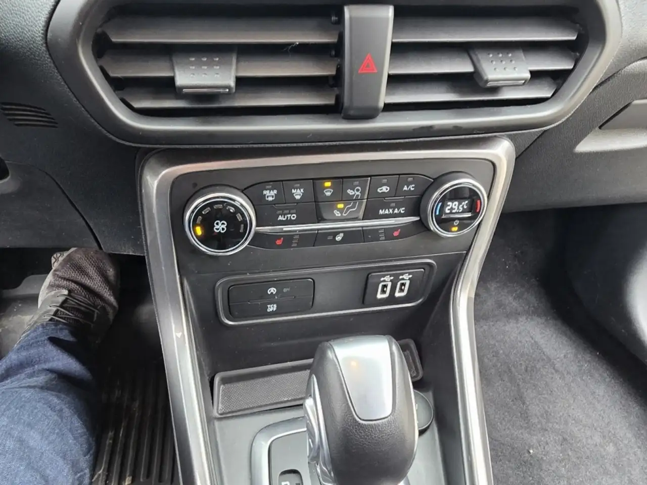 Ford EcoSport снимка Ford EcoSport
