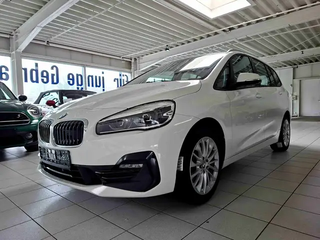 BMW 220 220d GT Sport Line Aut. Navi HuDispl. 7 Sitzer