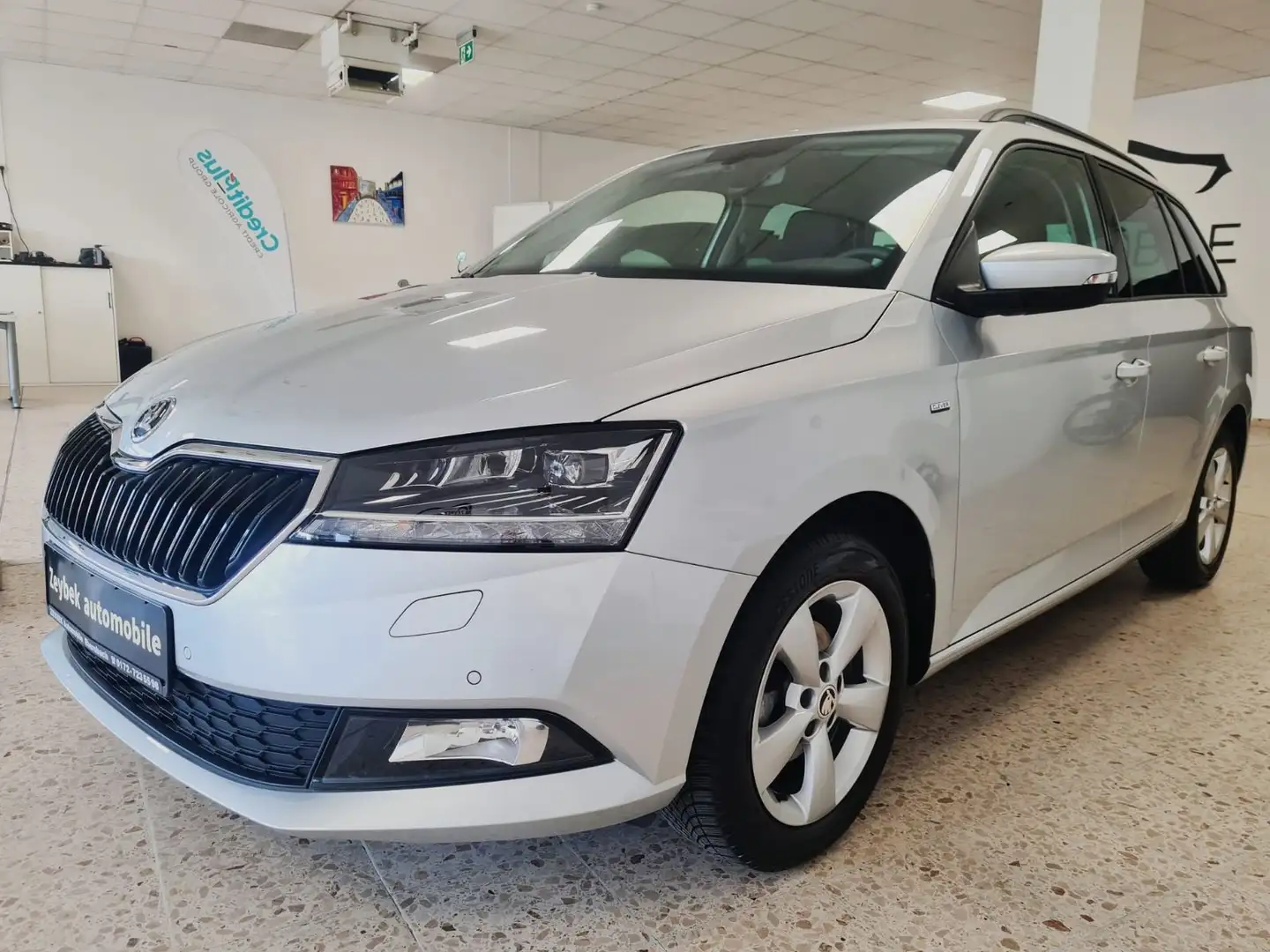 Skoda Fabia Combi Clever Navi Led Kamera 3 Jahre Werkg Argento - 1