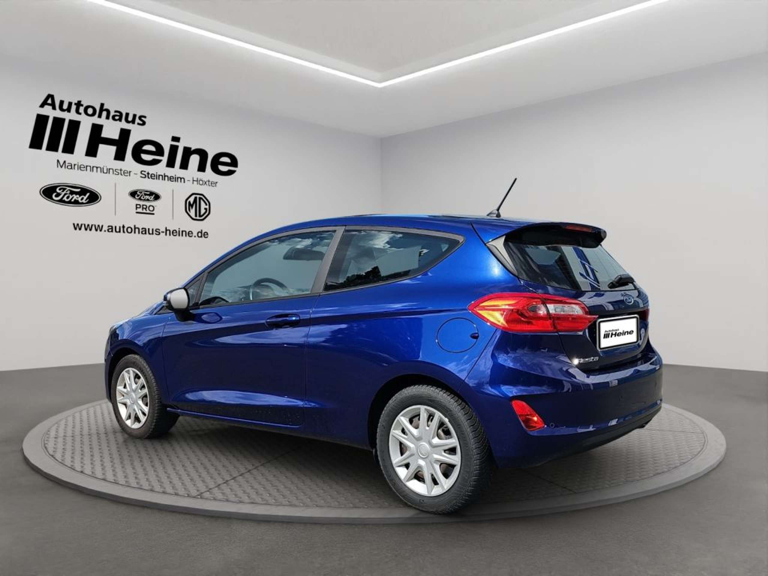 Fahrzeugabbildung Ford Fiesta 1.0 EcoBoost S&S Aut. COOL&CONNECT - mit KI generiert/bearbeitet