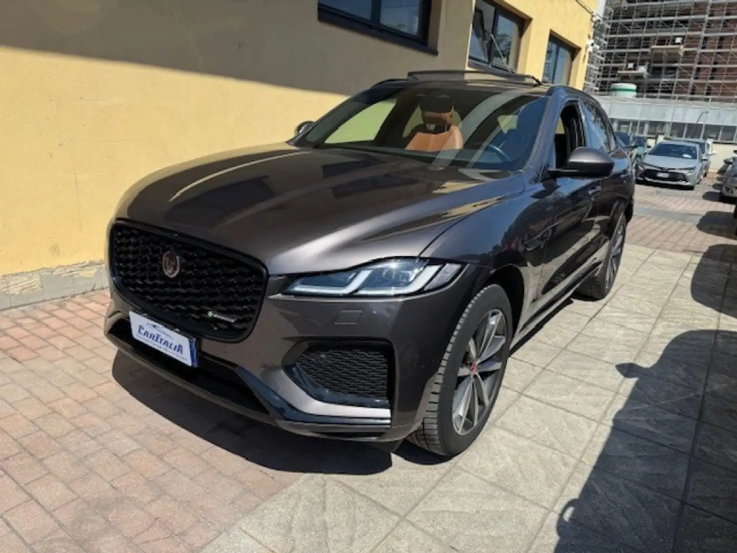 Jaguar F-Pace 2.0 D 204 CV AWD aut. R-Dynamic SE TETTO PANORAMIC Bronze - 1