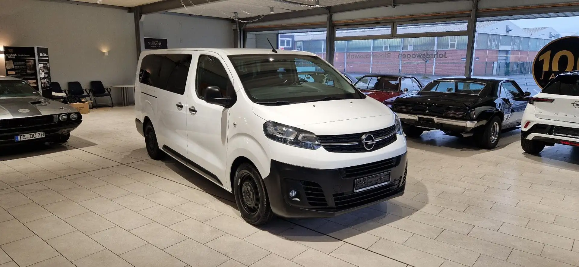 Opel Zafira Life Bus 8 Sitze lang, viel Platz Weiß - 1