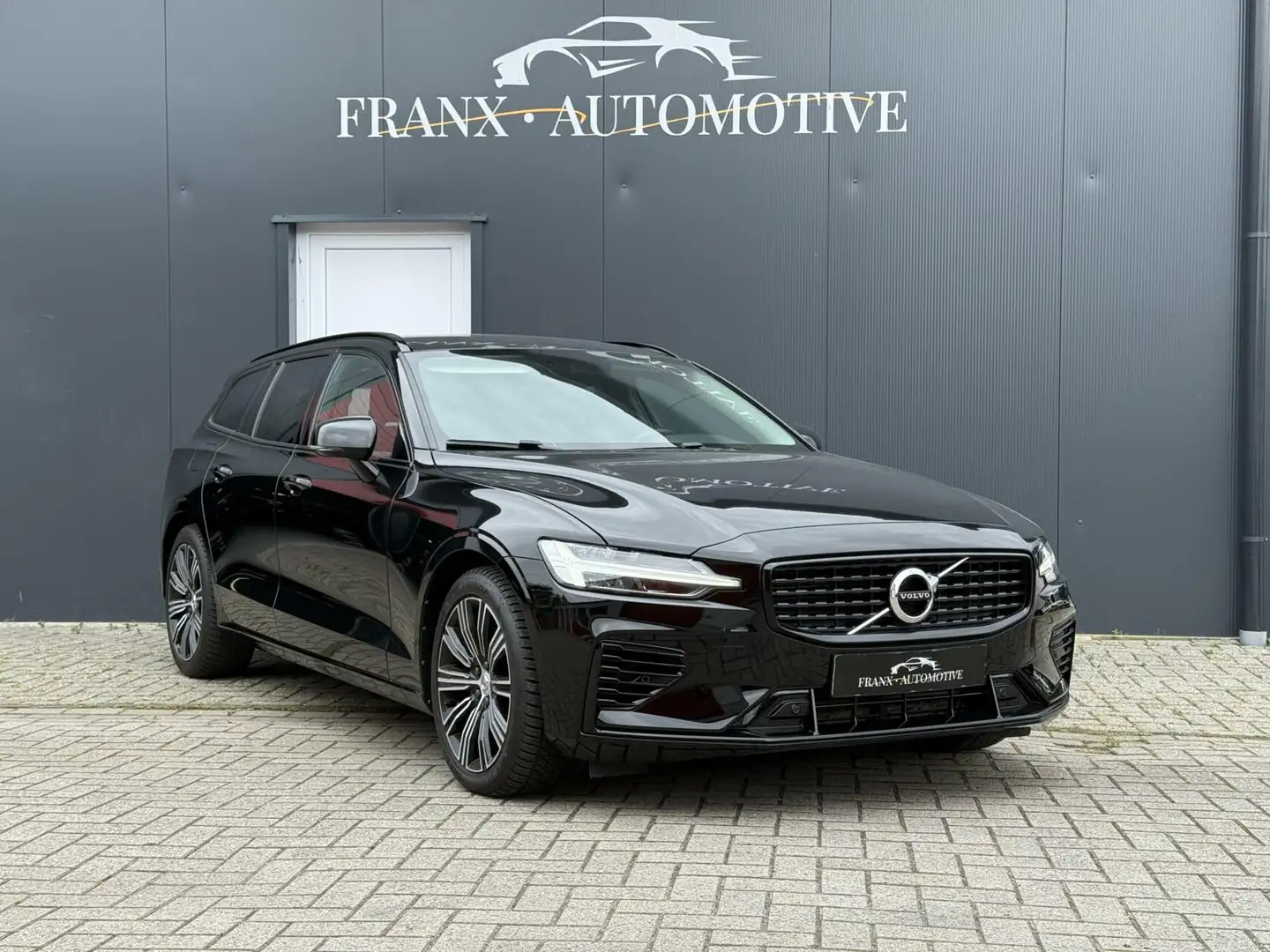 Volvo V60 2.0 T6 Recharge AWD R-Design|Harman Kardon|Carplay Noir - 2