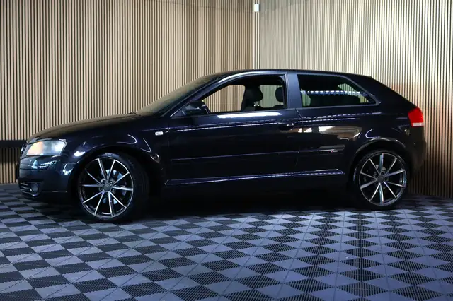 Audi A3 view 11