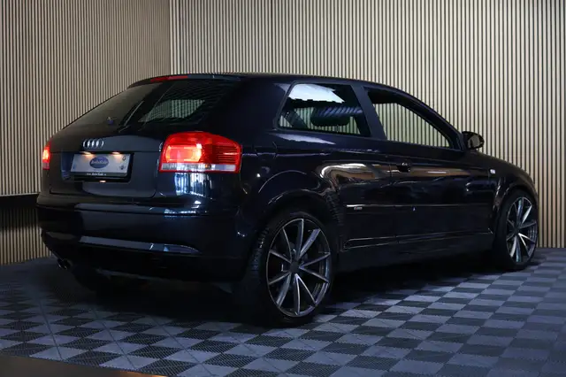 Audi A3 view 6