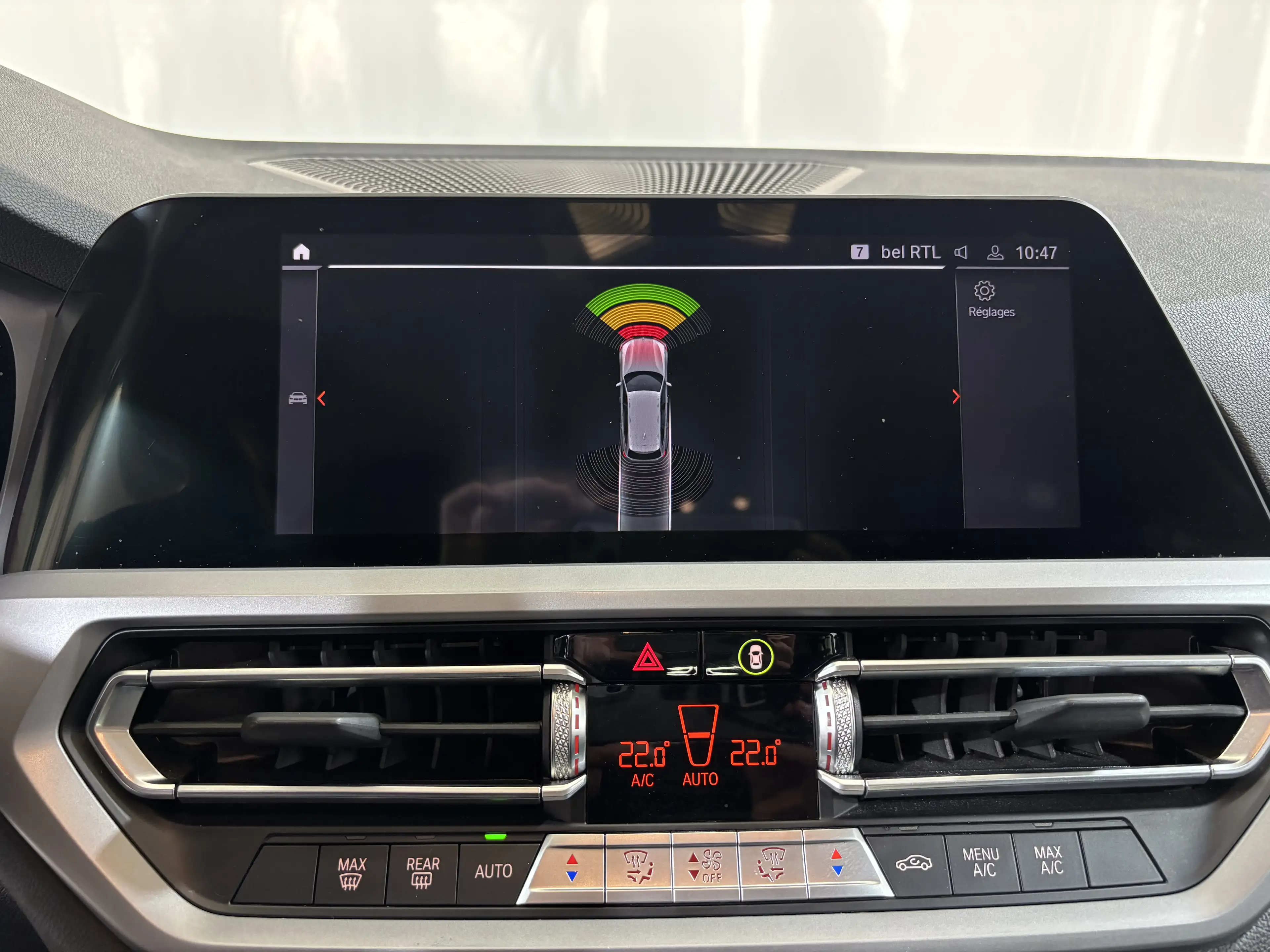 BMW 316 2.0 dA * Carplay * Digital * Cruise * Bi-Zone — photo 13
