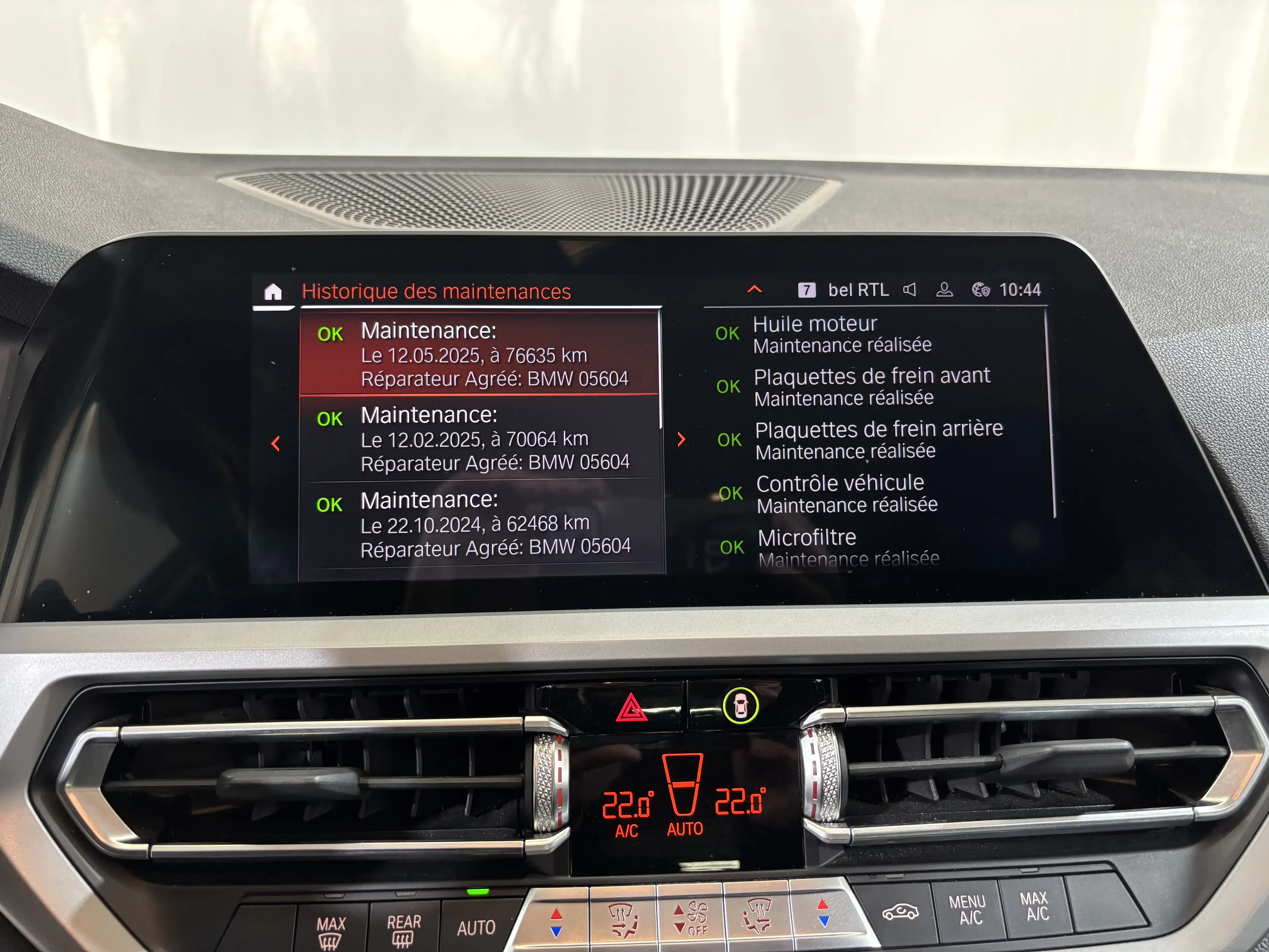 BMW 316 2.0 dA * Carplay * Digital * Cruise * Bi-Zone — photo 15