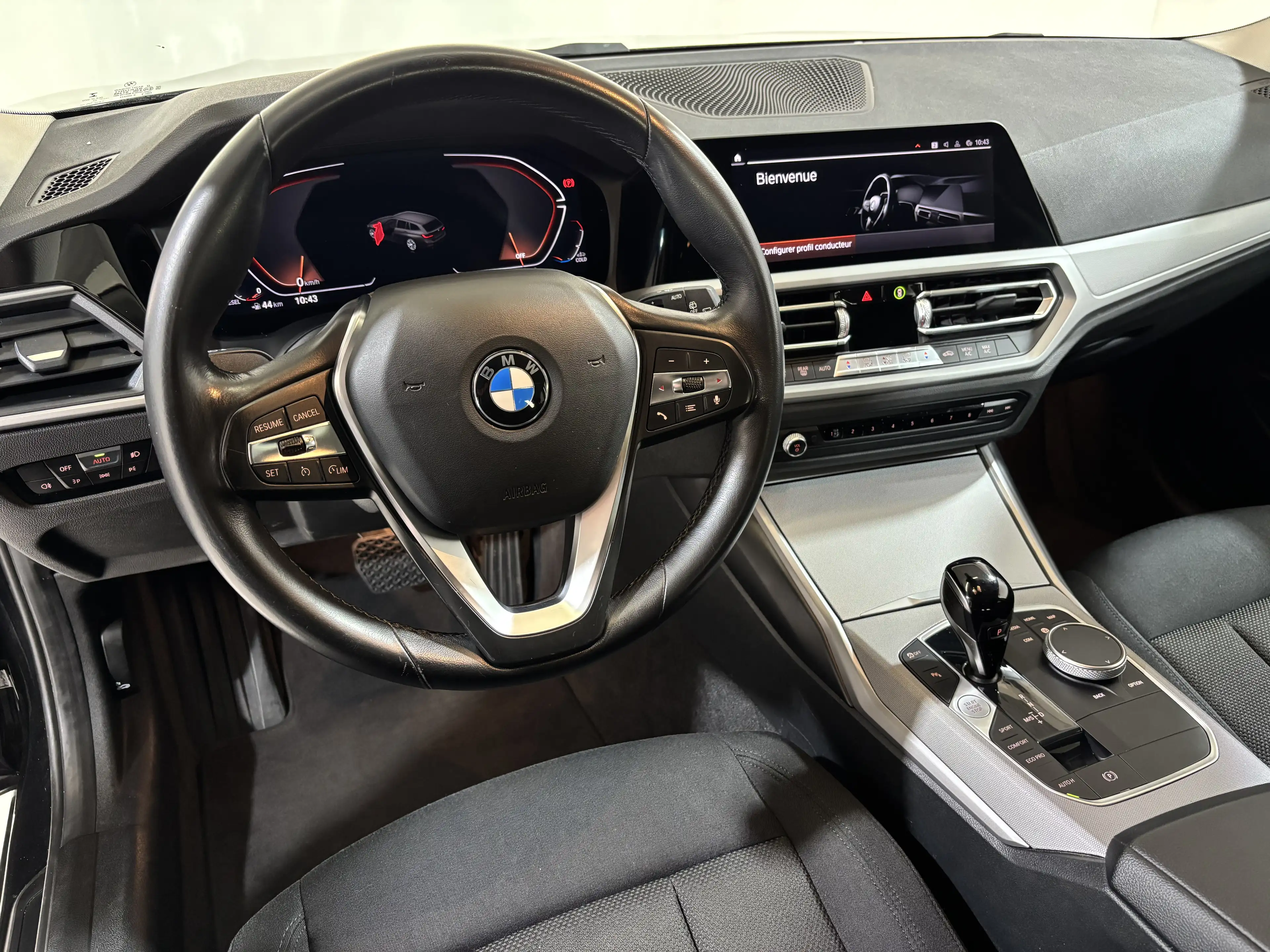 BMW 316 2.0 dA * Carplay * Digital * Cruise * Bi-Zone — photo 8