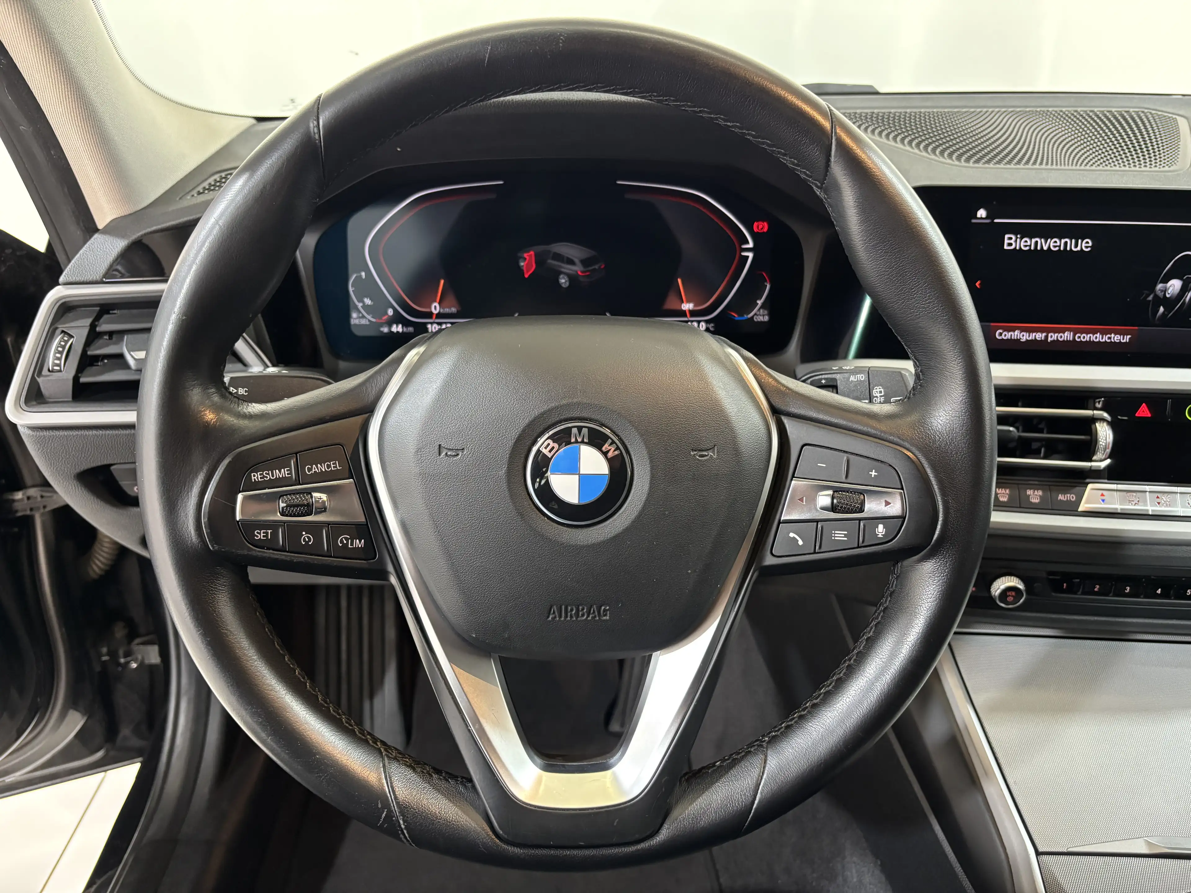 BMW 316 2.0 dA * Carplay * Digital * Cruise * Bi-Zone — photo 10