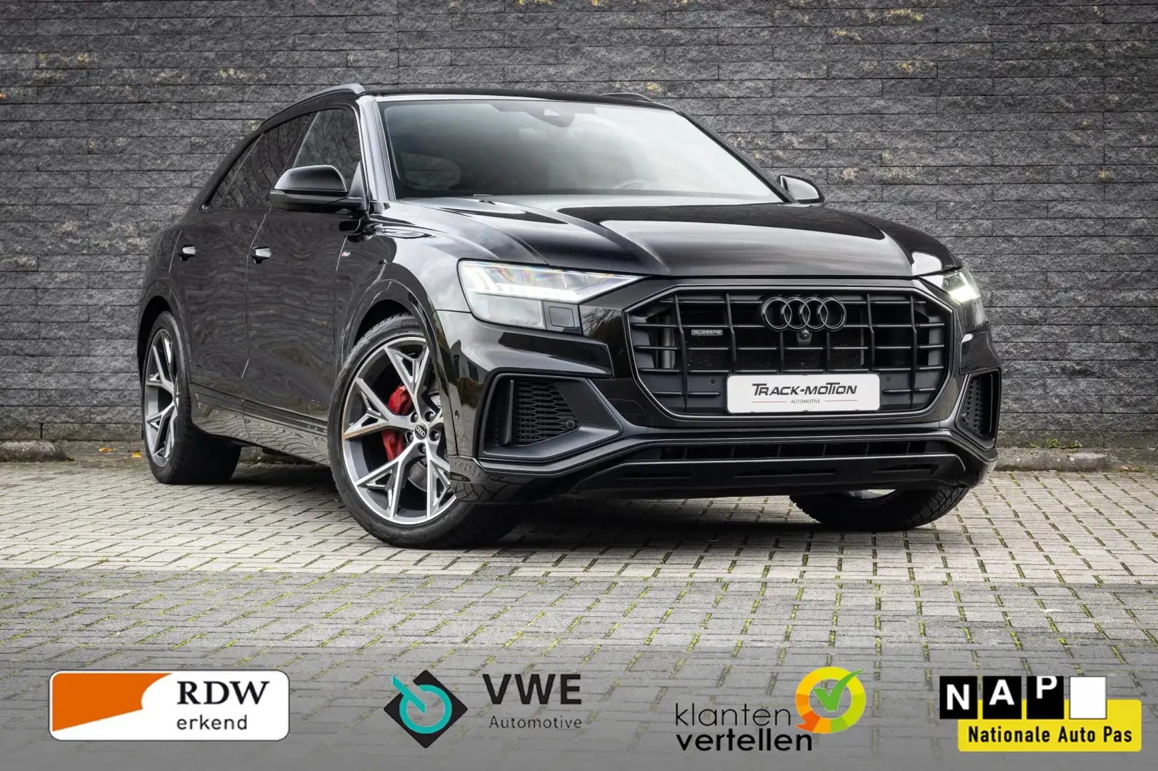 Audi Q8 60 TFSI e quattro Pro Line S Competition Noir - 1