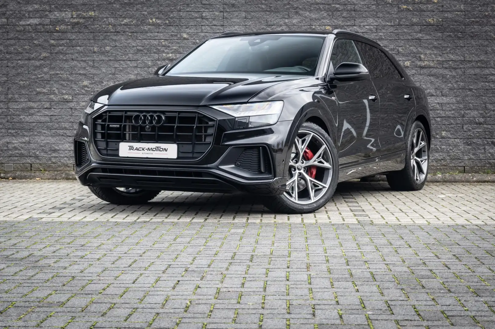 Audi Q8 60 TFSI e quattro Pro Line S Competition Noir - 2