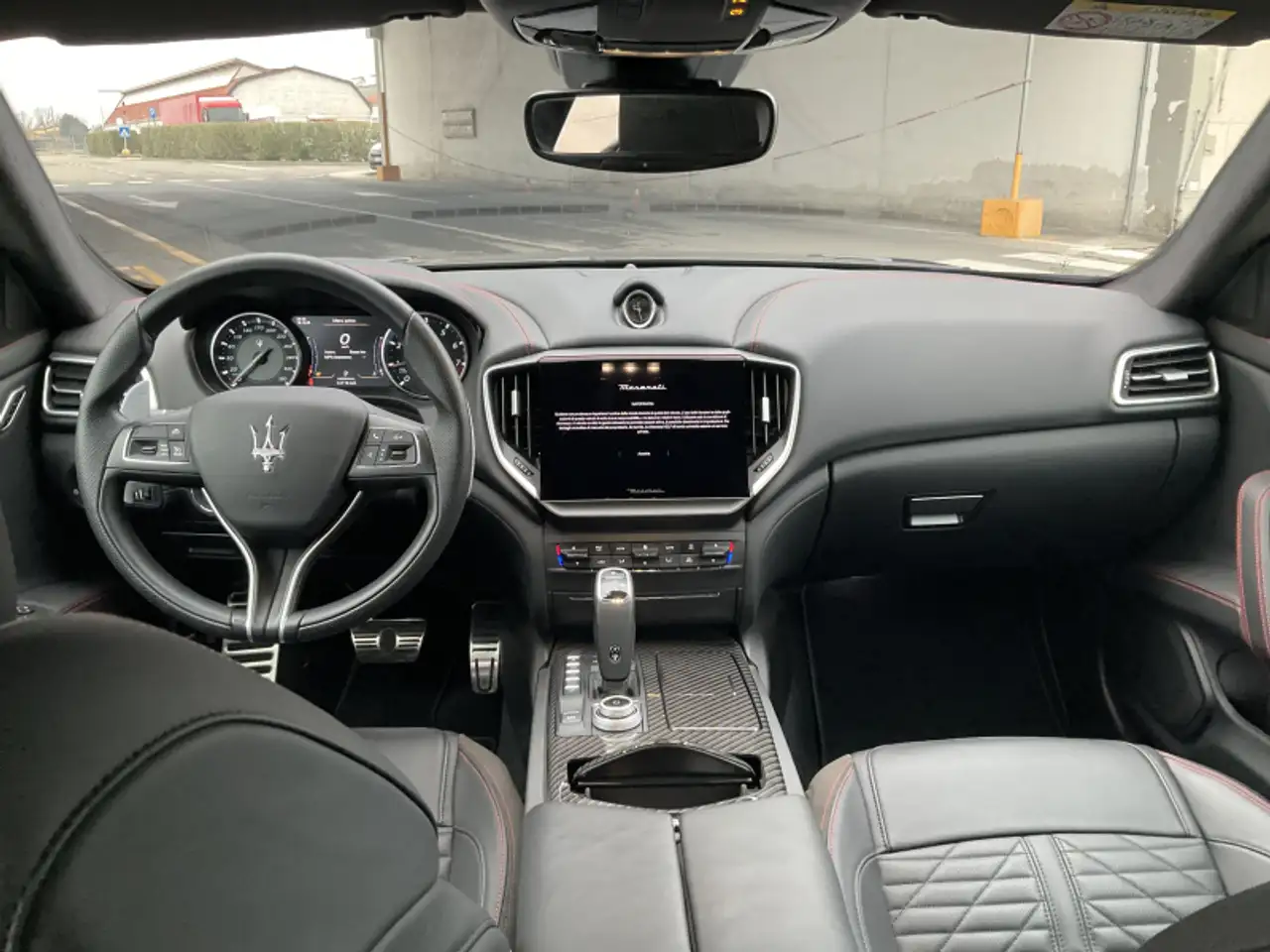 Maserati Ghibli 2022 — фото 11