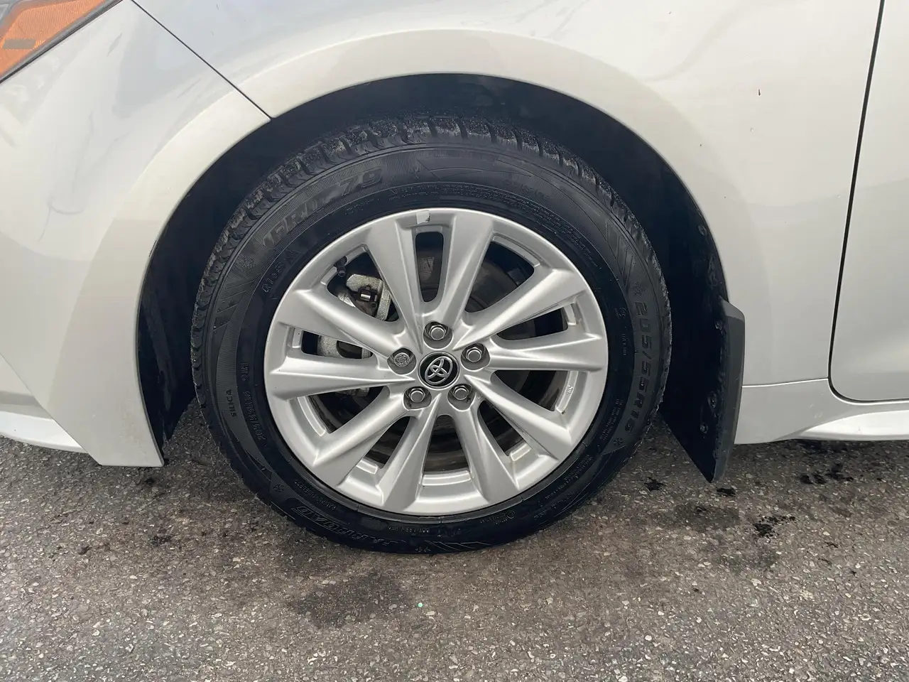 Toyota Corolla снимка Toyota Corolla