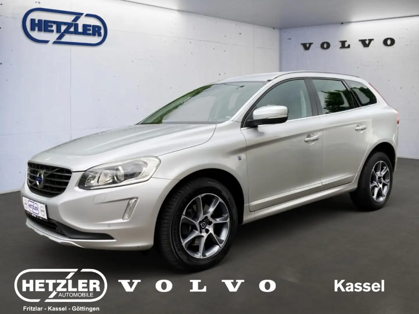 Volvo XC60 Ocean Race 2WD D3 5 Zylinder  DPF Navi Leder Digit Срібний - 1