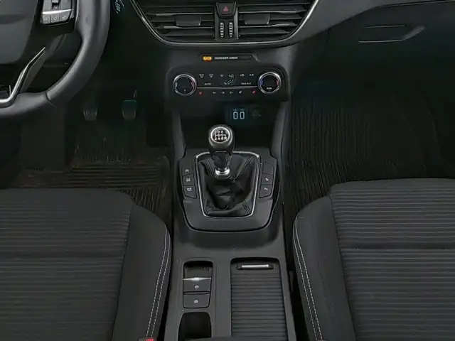 Ford Focus view 17