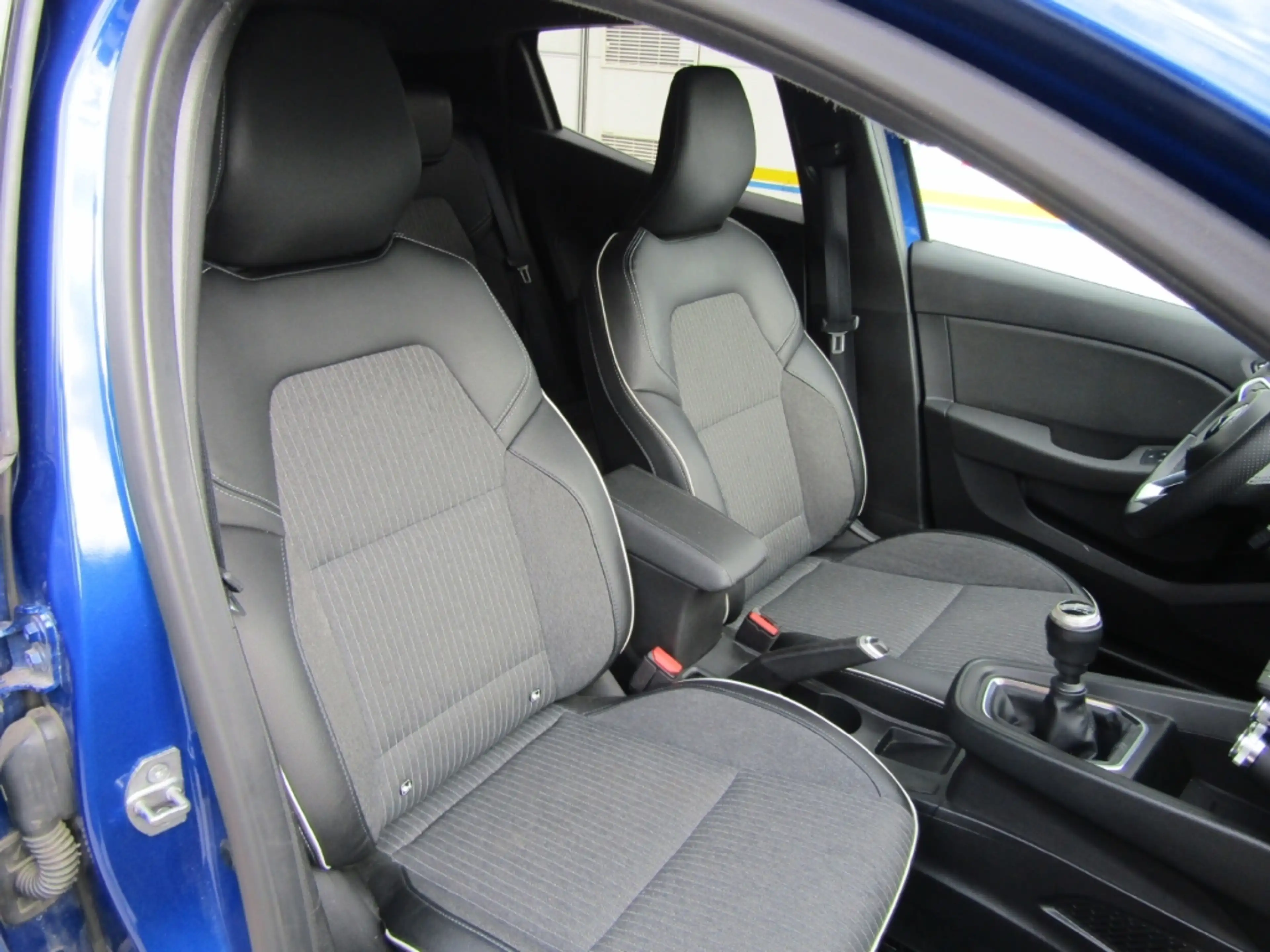 Mitsubishi Colt 1.0 Turbo SELECT NAVI LED PDC RFK SHZ ACC — photo 5