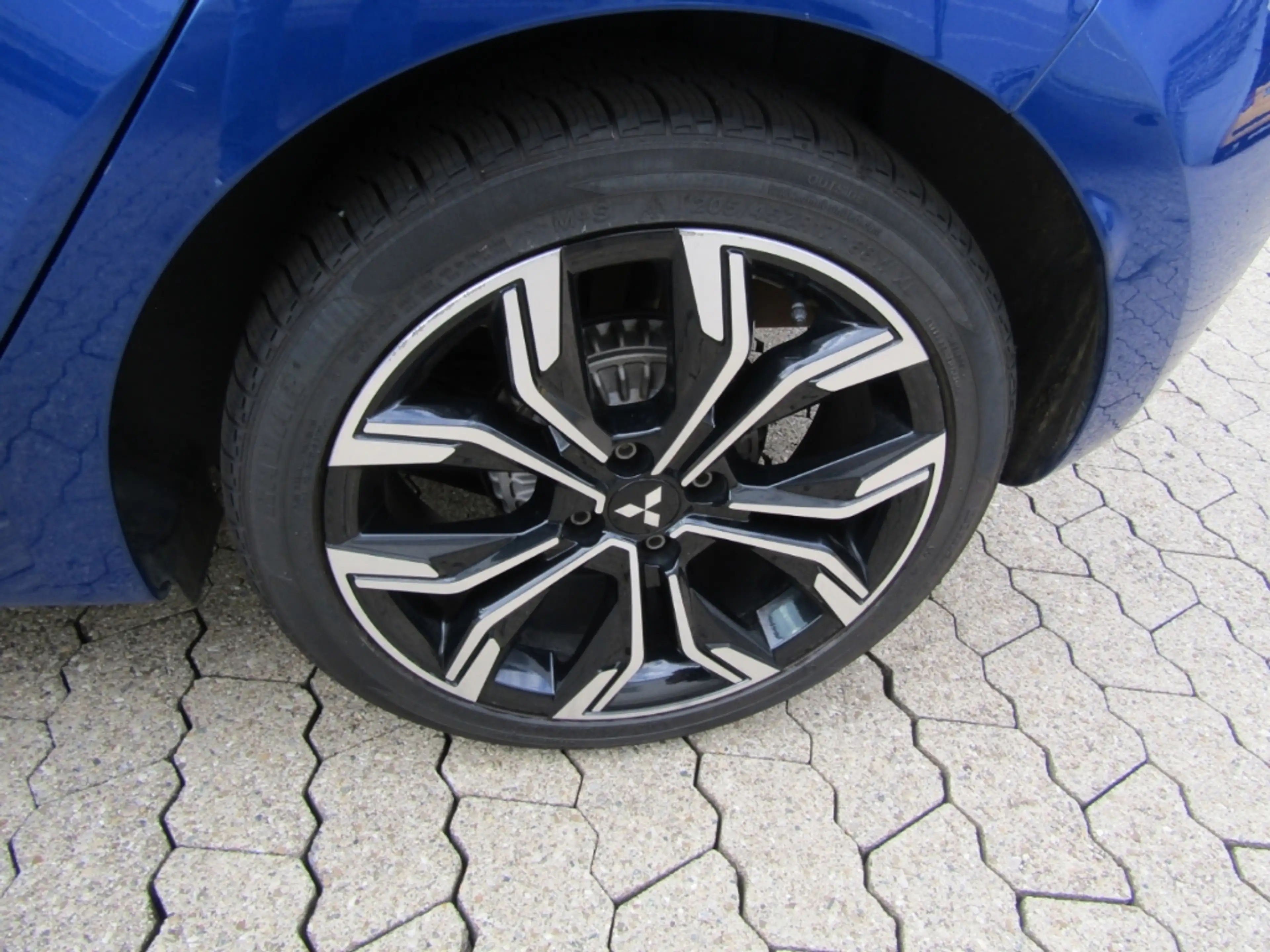 Mitsubishi Colt 1.0 Turbo SELECT NAVI LED PDC RFK SHZ ACC — photo 14
