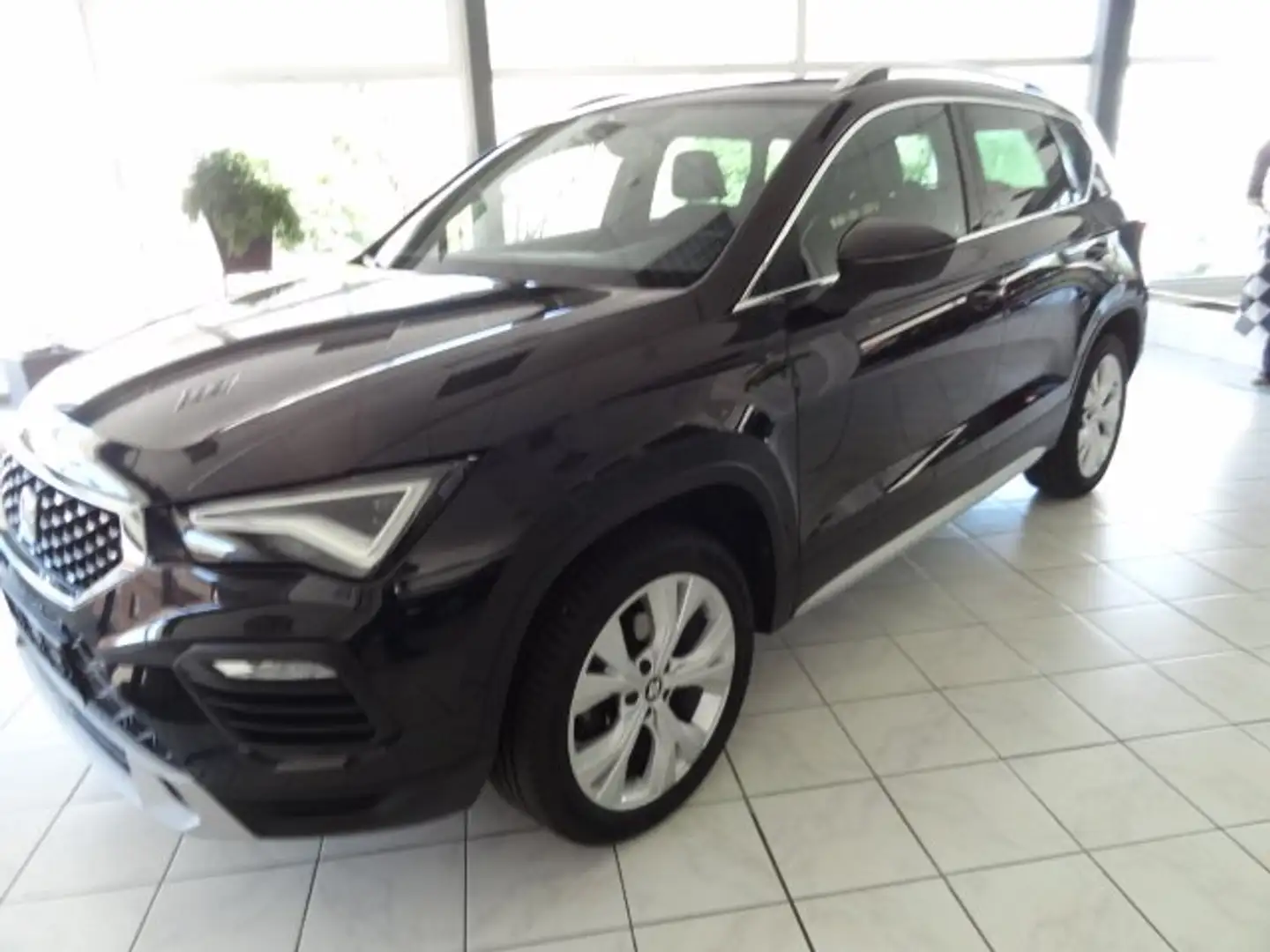 SEAT Ateca 1.5 TSI ACT OPF Xperience  Kamera+Navi+Voll-LED Schwarz - 2