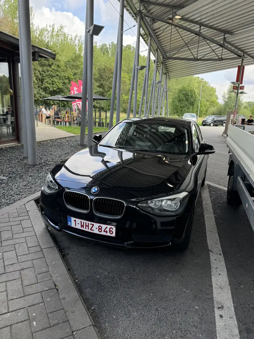 BMW 114 114i - 1
