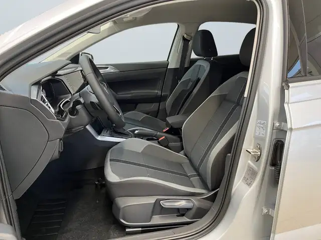Volkswagen Polo view 7