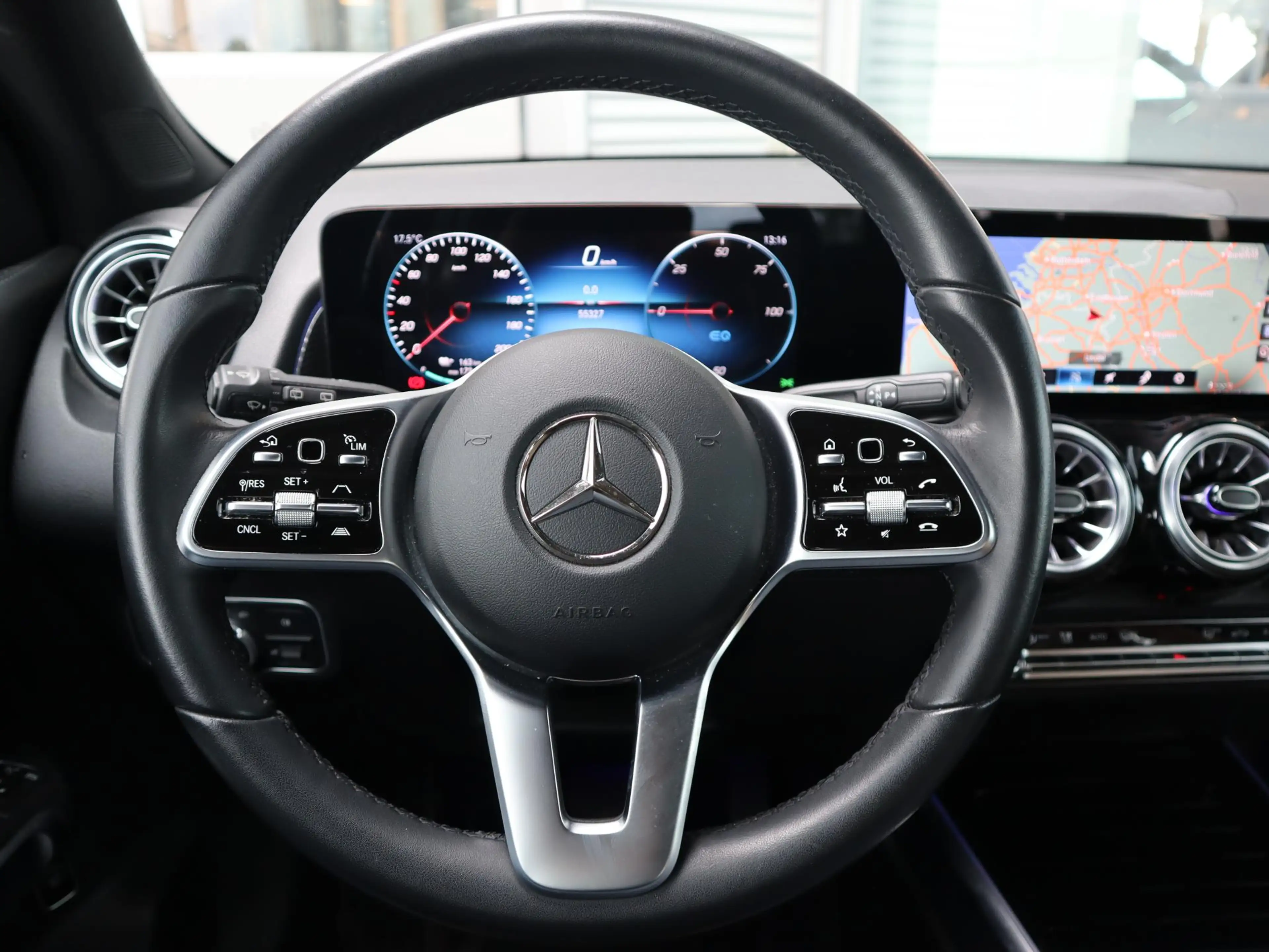 Mercedes-Benz EQB 250 Luxury Line 67 kWh — photo 14