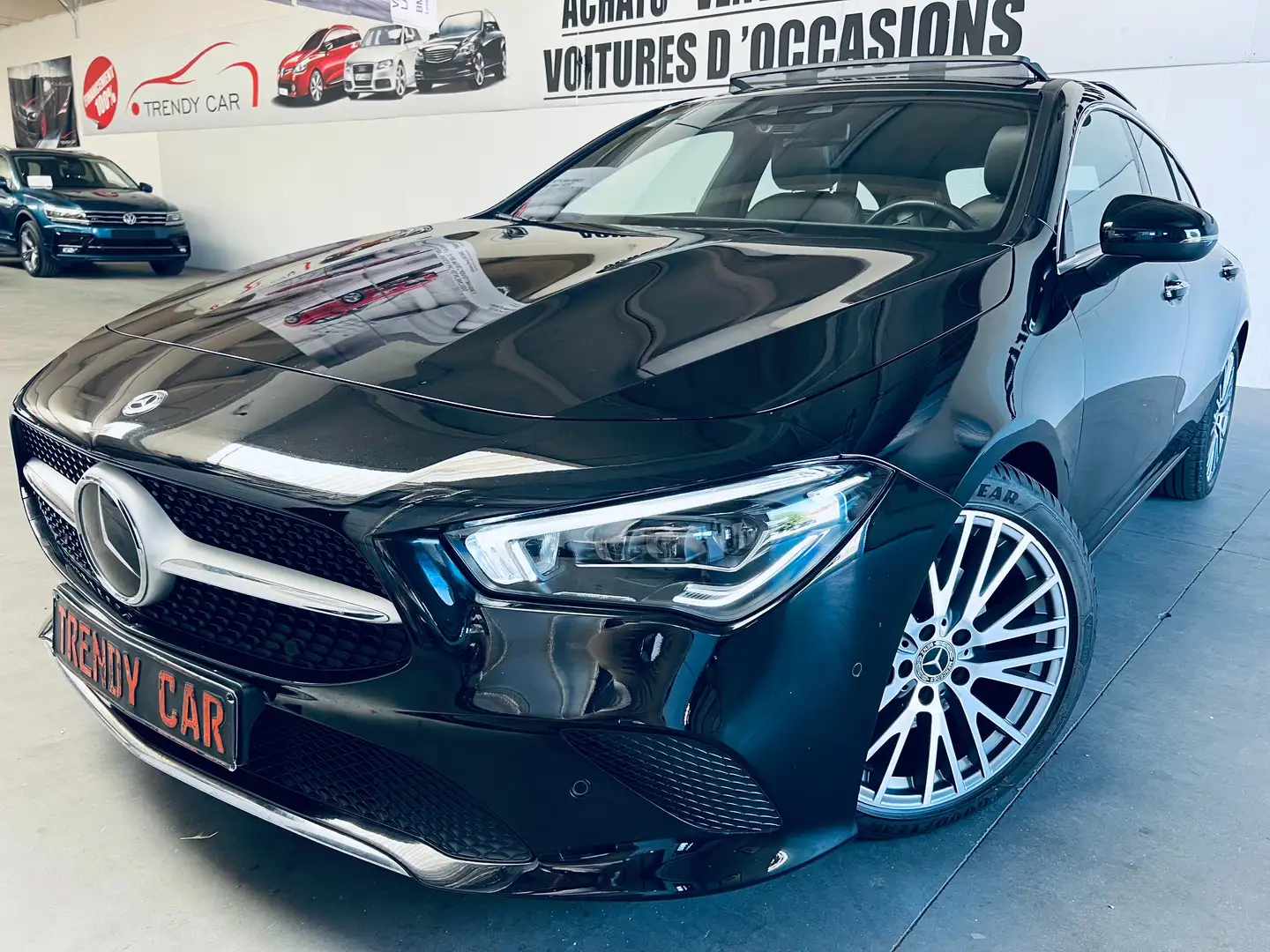 Mercedes-Benz CLA 200 Business 7G-DCT+NAVI+PANO+LED+TVA+CARNET+GARANTIE Noir - 1