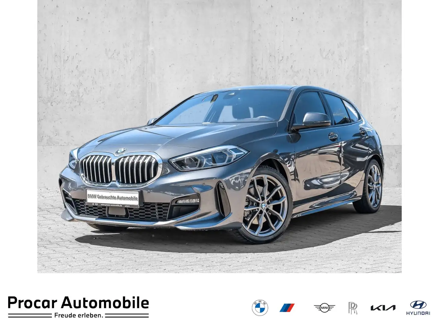 BMW 118 i M Sport PANO AHK NAVI LED Sound Syst. DAB Grau - 1