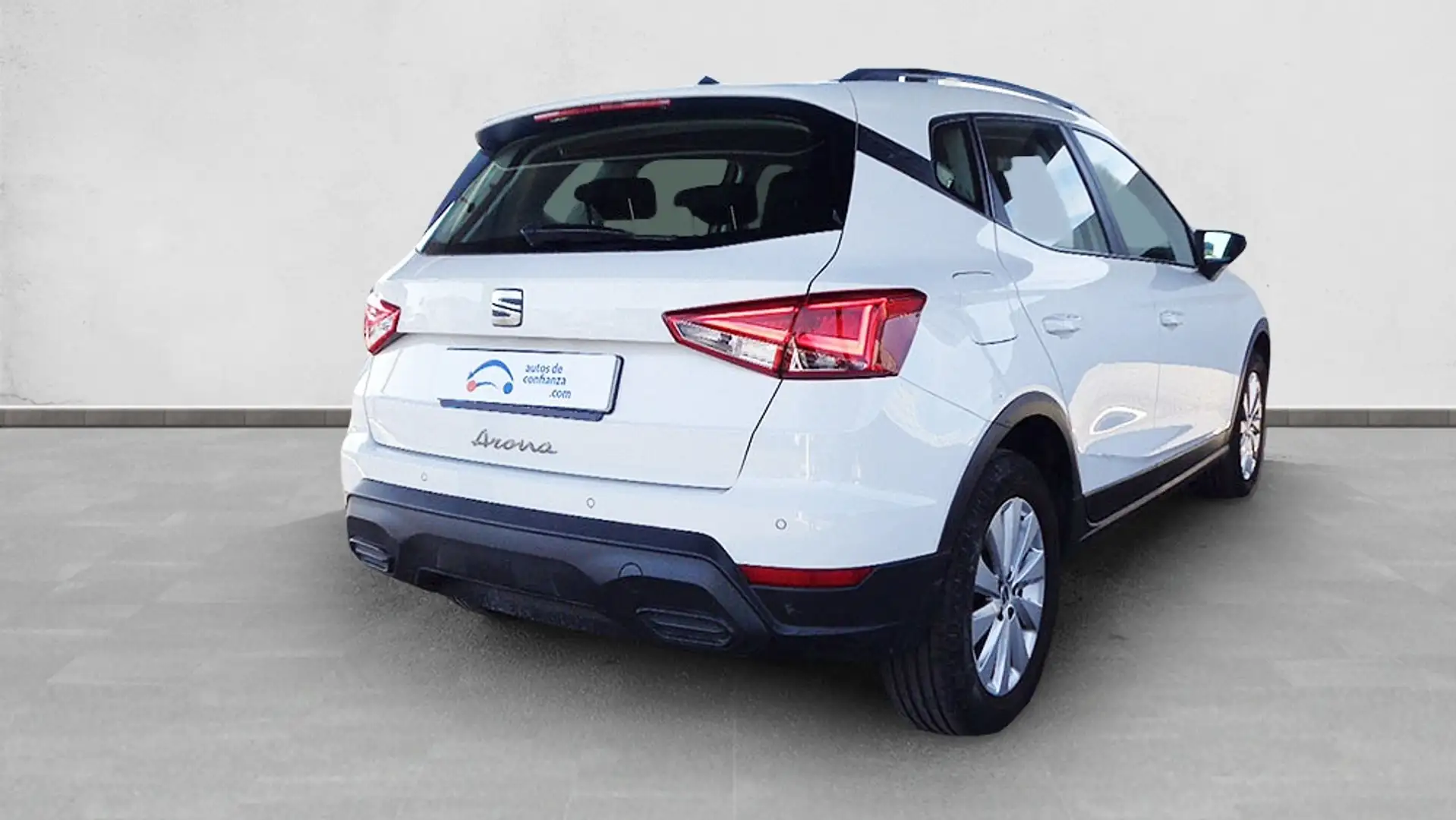 SEAT Arona TSI STYLE PLUS - 2