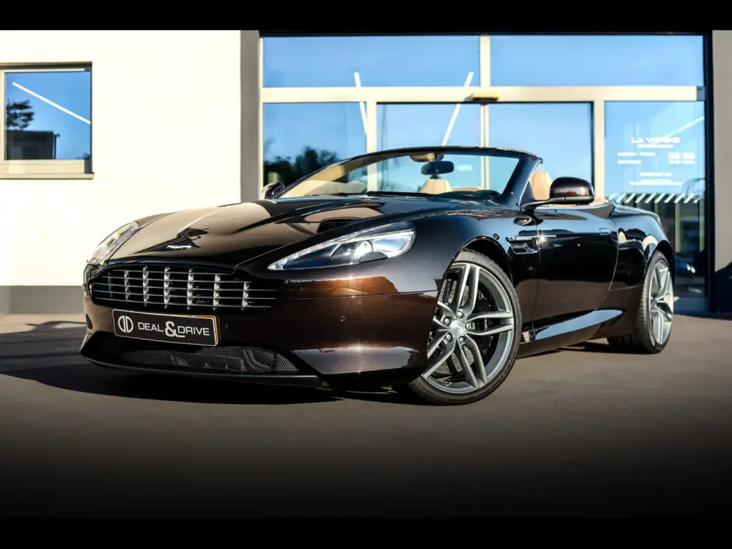 Aston Martin Virage