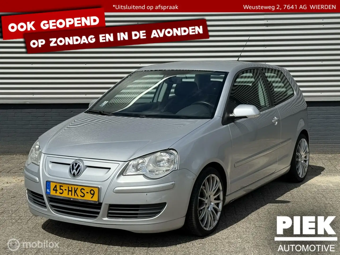 Volkswagen Polo 1.4 TDI Comfortline BlueMotion Gris - 1