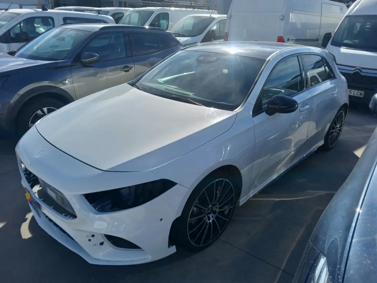 Mercedes-Benz A 35 AMG 4Matic+ 7G-DCT Blanco - 2
