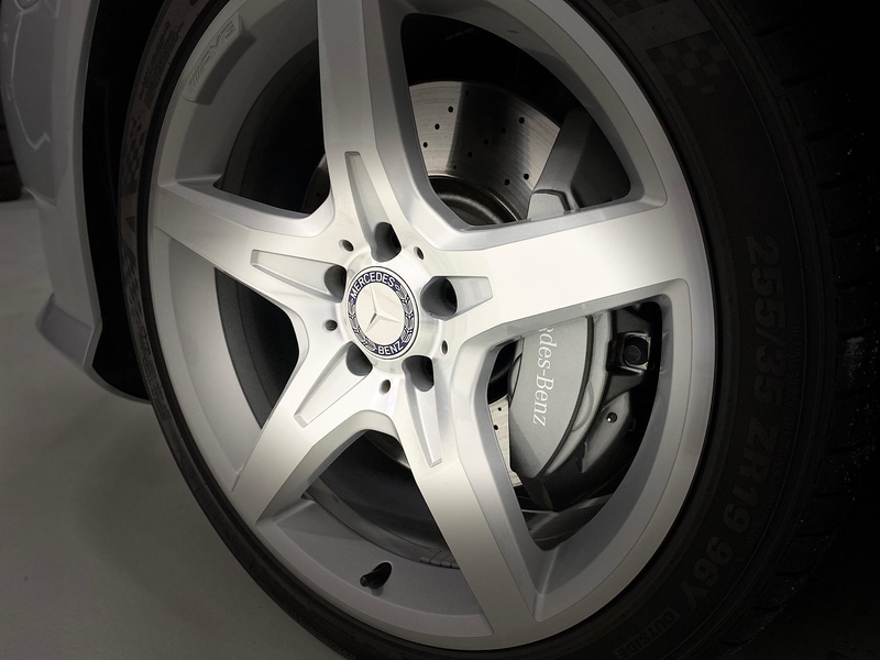 Mercedes-Benz SL 500 AMG Exclusive interrieur Camera Harman Kardon Airs — photo 6