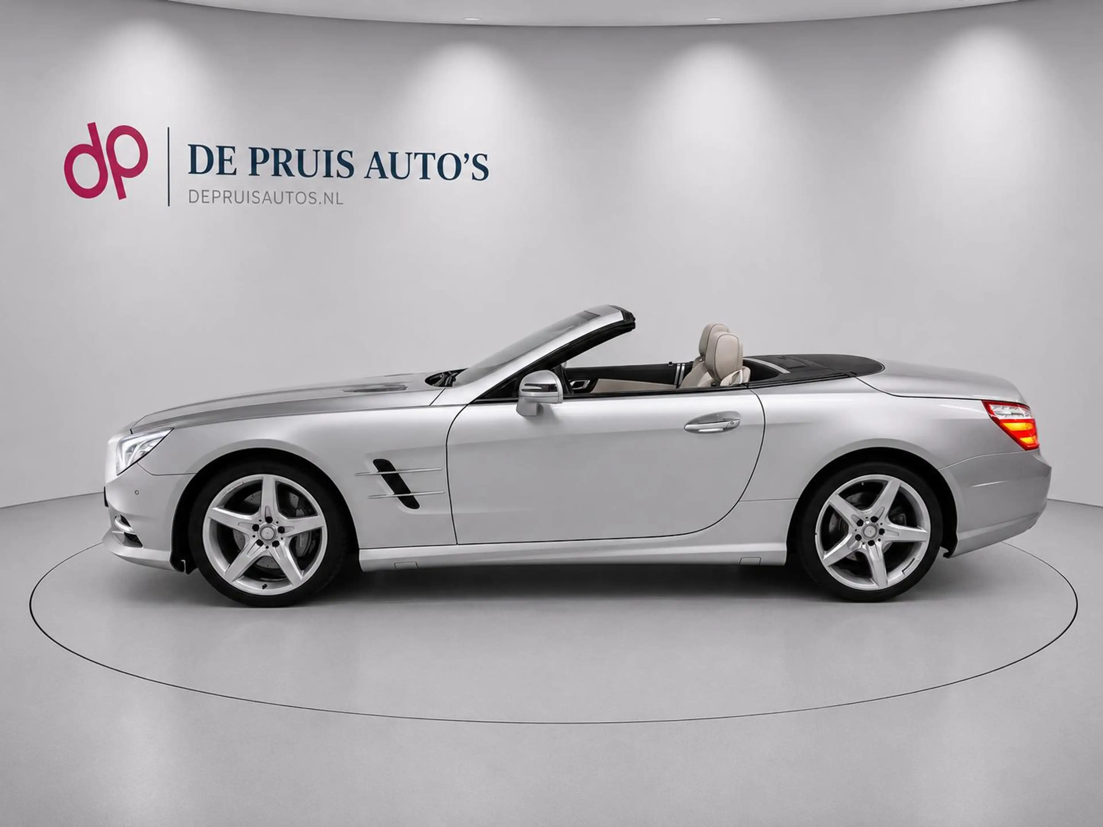 Mercedes-Benz SL 500 AMG Exclusive interrieur Camera Harman Kardon Airs — photo 4