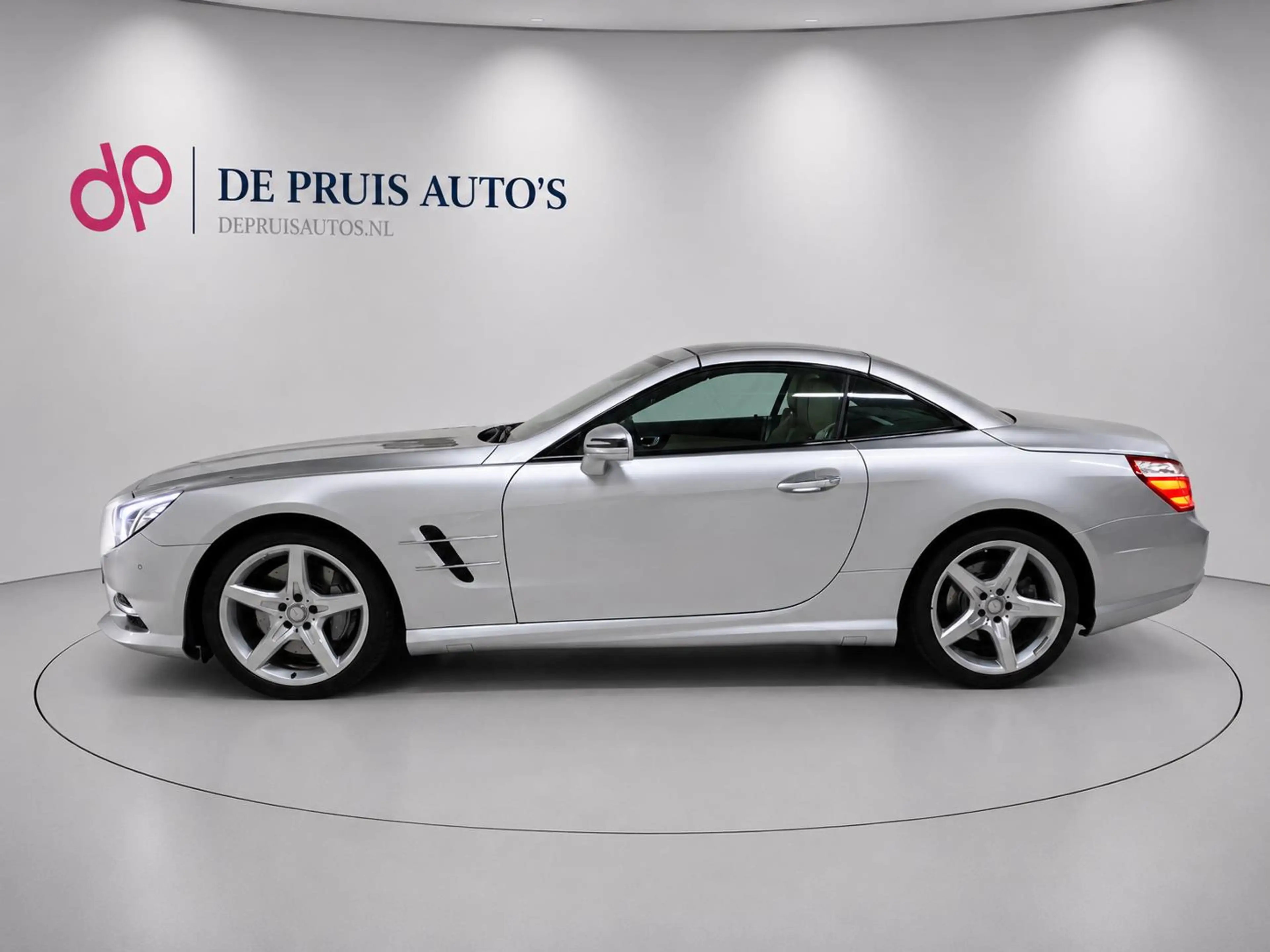Mercedes-Benz SL 500 AMG Exclusive interrieur Camera Harman Kardon Airs — photo 5