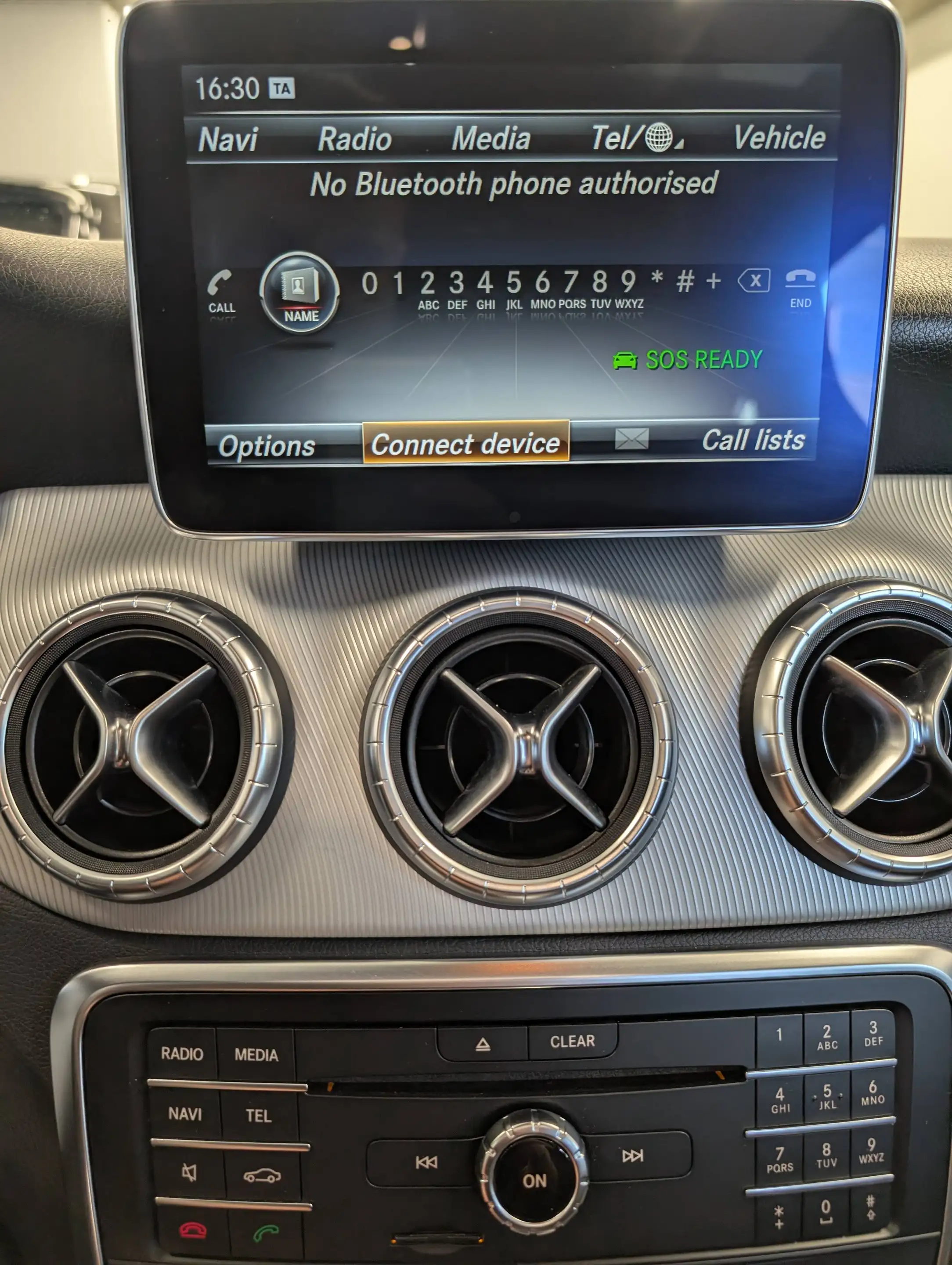 Mercedes-Benz CLA 200 d ShootingBrake *NAVI-TOIT PANO-SIEGES SPORT-BIZONE* — photo 12