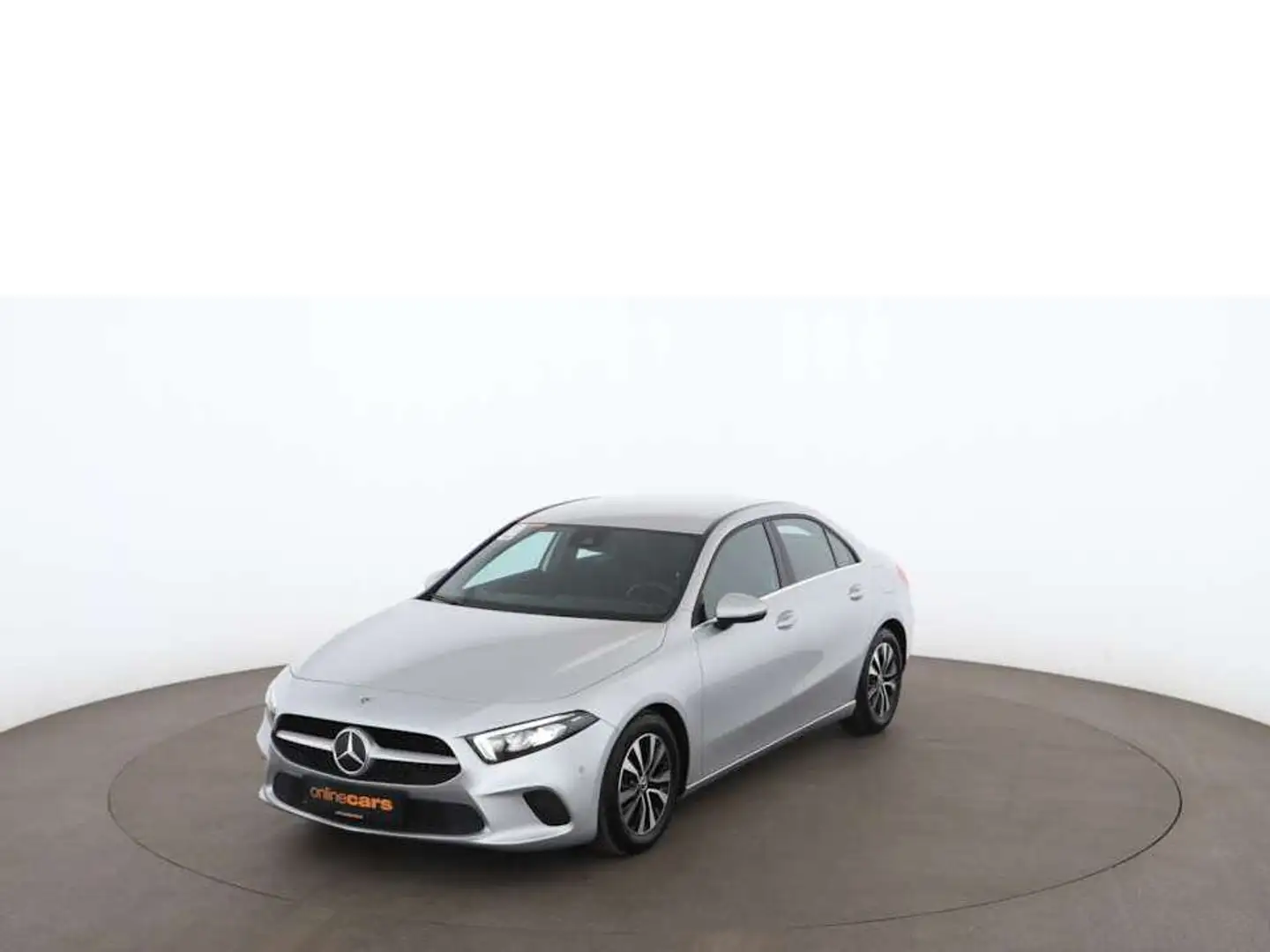 Mercedes-Benz A 180 d Style Aut LED NAVI LEDER SITZHZG R-CAM Silber - 1